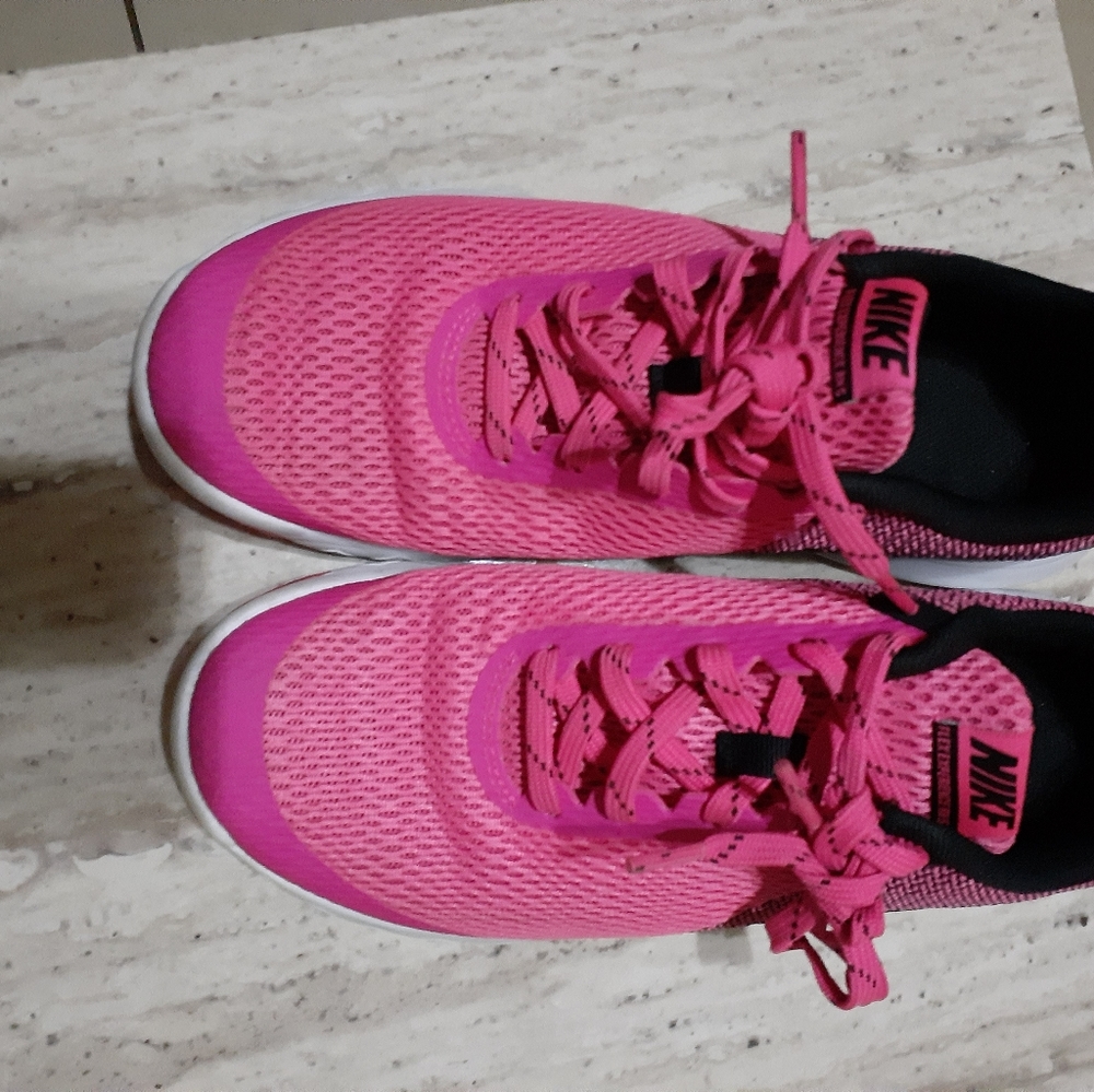 Womens Nike Shoes